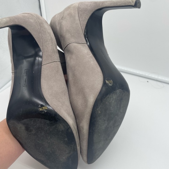 HOST PICK x2 💕 Vince Camuto grey suede boots - Picture 4 of 6